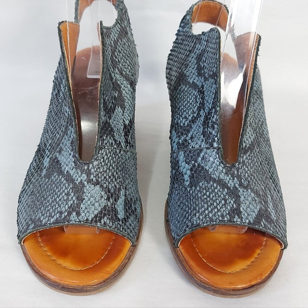 Lucky Brand Peep Toe Stacked Block Heel Rhazy Slingback Sandals 5.5 M Snakeskin - Picture 4 of 11